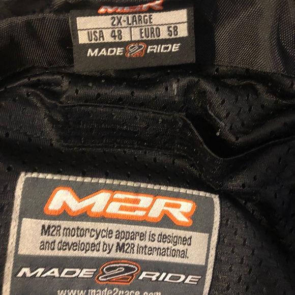 M2R (made to race) motorcycle jacket Plated/padded - Picture 5 of 5